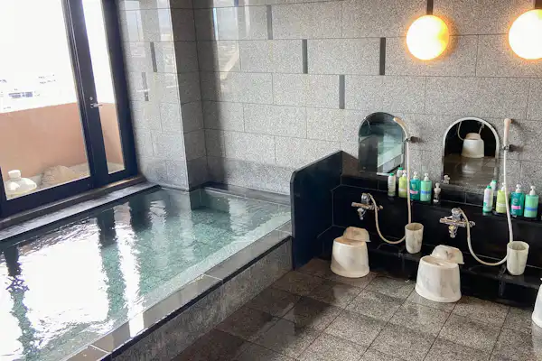 ห้องอาบน้ำรวม