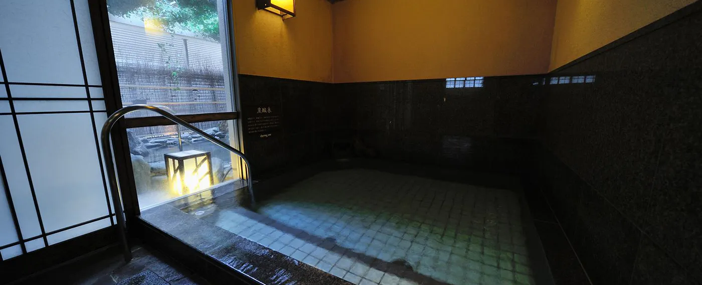 น้ำพุร้อนคาร์บอเนต