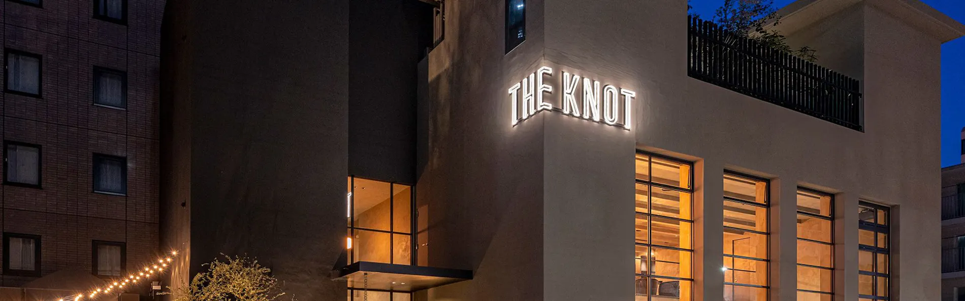 ザ ノット 福岡天神