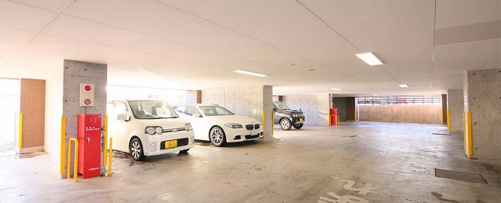 Tempat letak kereta percuma