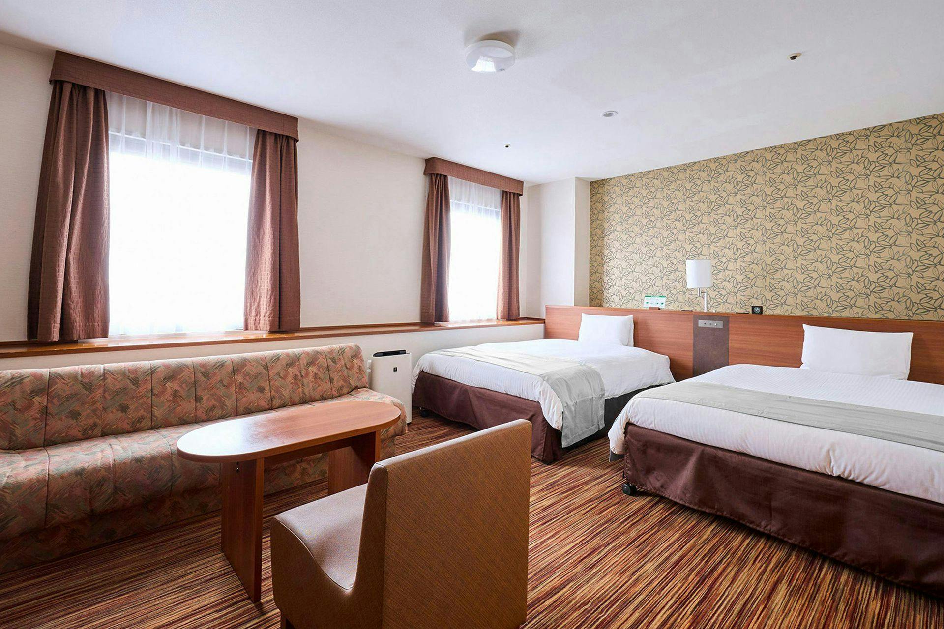 ふるさと納税 宿泊券 ホテル 千葉県 八千代市 ベッセルイン八千代勝田台駅前　シングルルーム1名　朝食付　ご宿泊招待券 1525392 ベッセルイン八千代勝田台駅前 1泊朝食付 ツインルーム 2名様 ご宿泊