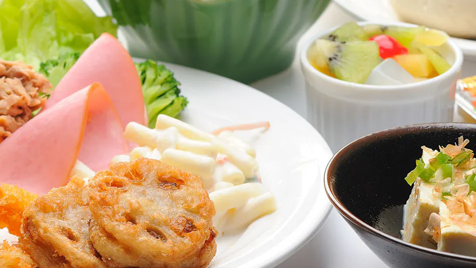 Hotel Route-Inn Takaoka Ekimae