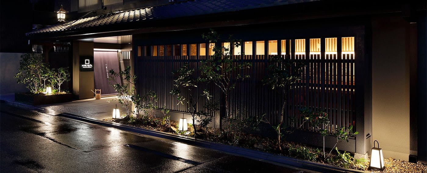 ภายนอกอาคาร