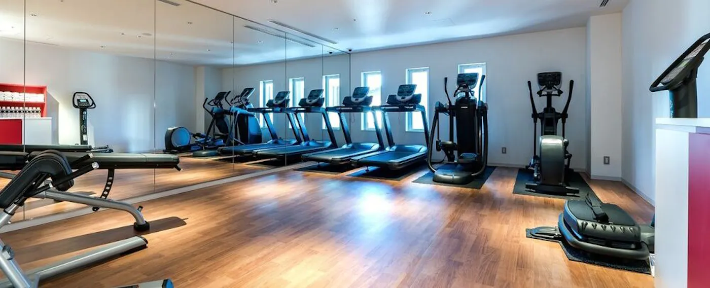 ห้องออกกำลังกาย (ชั้น 2/ฟรี)