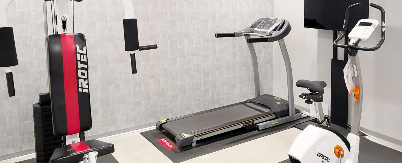 トレーニングマシン