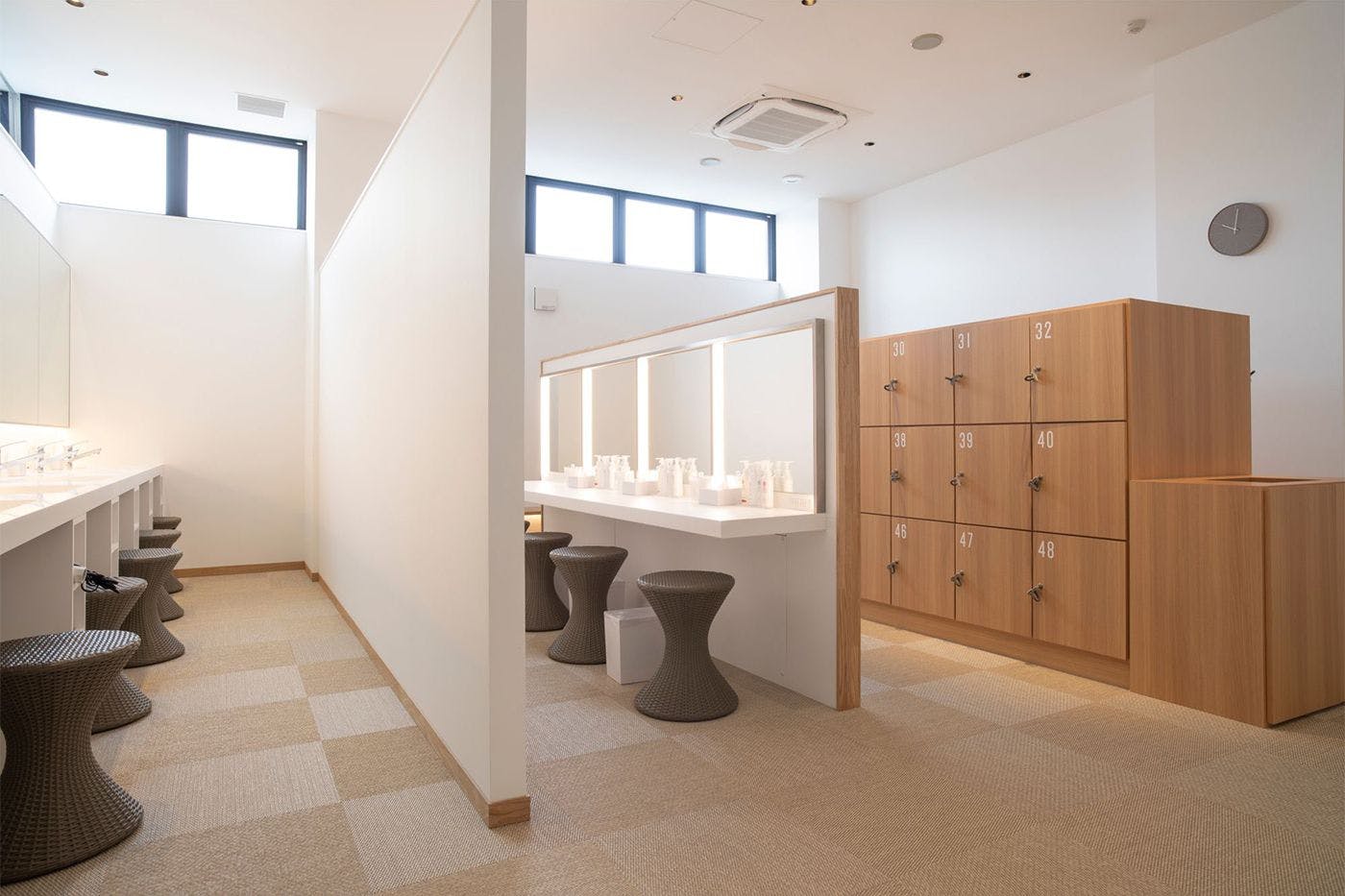 ห้องเปลี่ยนเสื้อผ้า