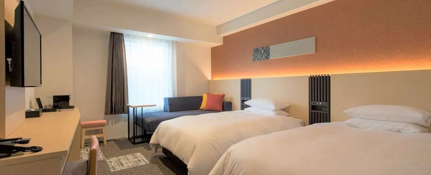 ซูพีเรีย ทวิน