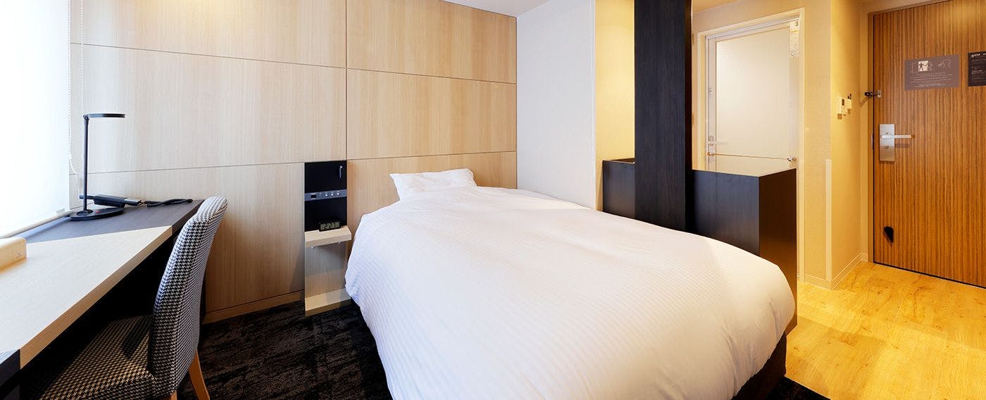 ห้องเดี่ยวและห้องกึ่งเตียงคู่