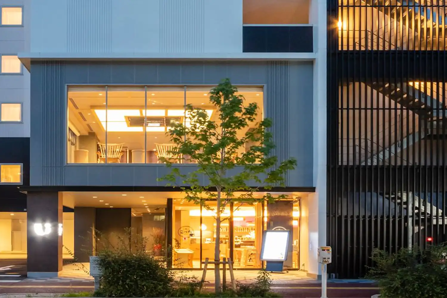 ภายนอกอาคาร