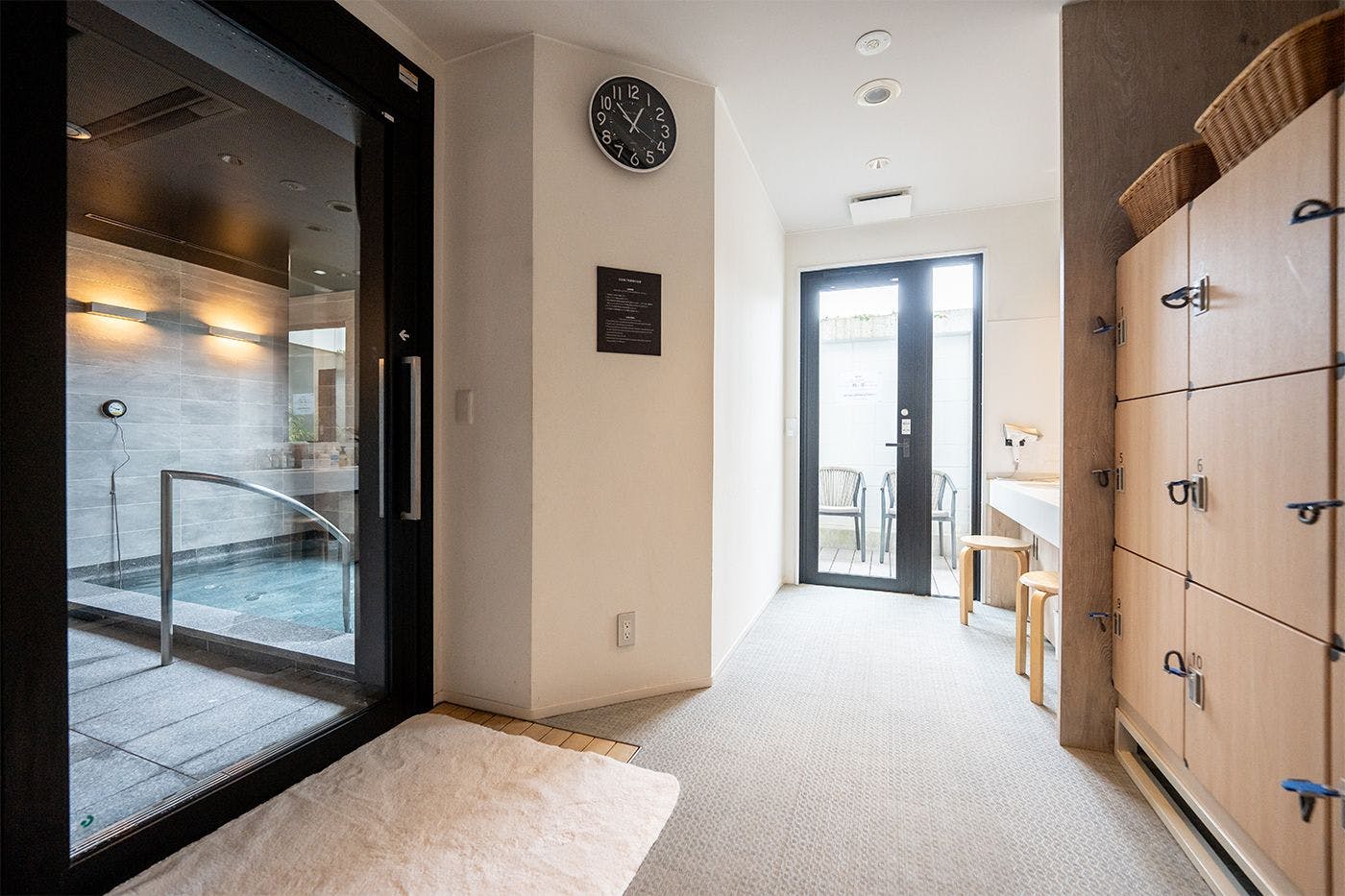 長い旅の疲れを癒す大浴場