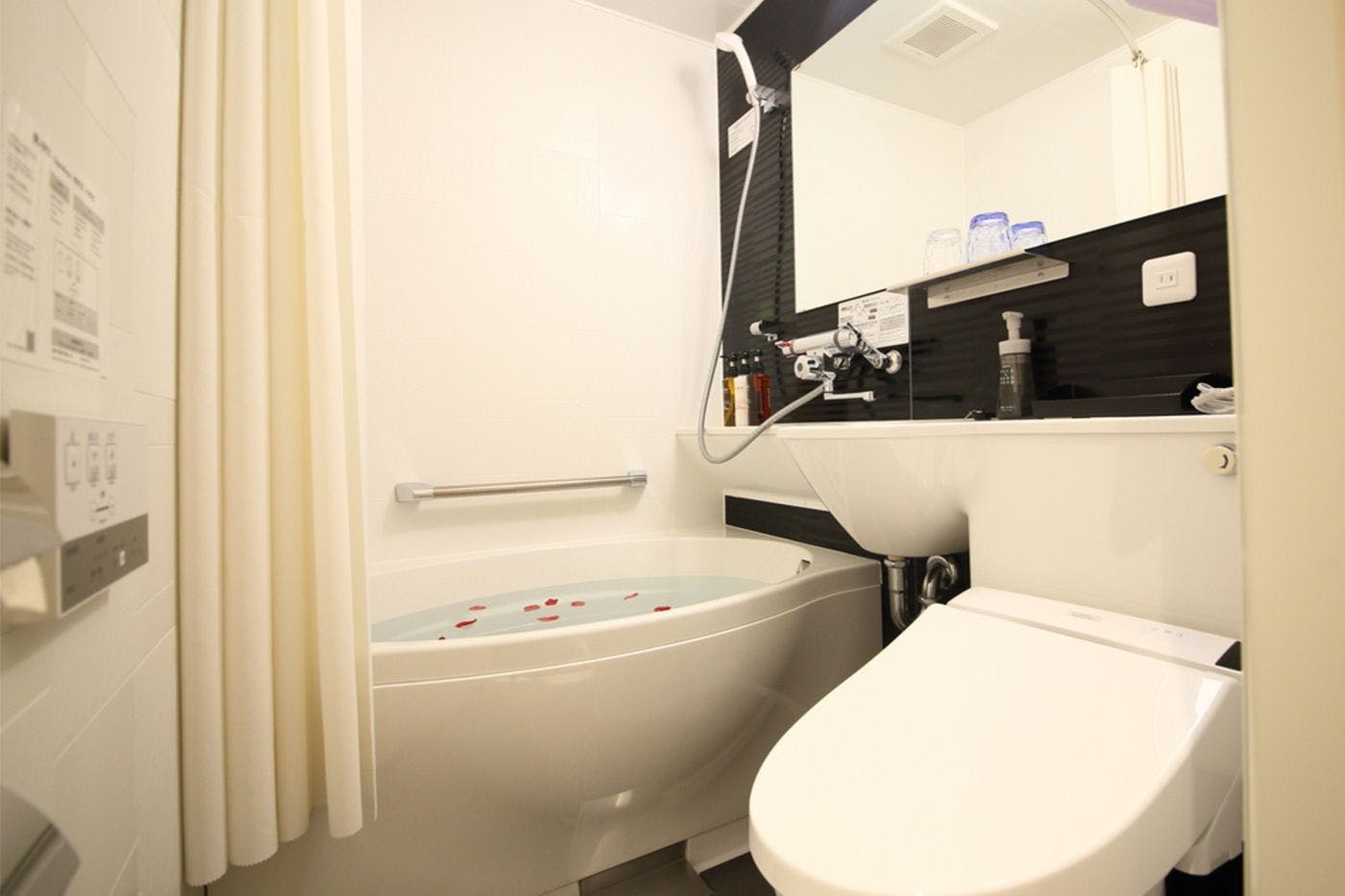 Dynasty Hotel & Resort Osaka