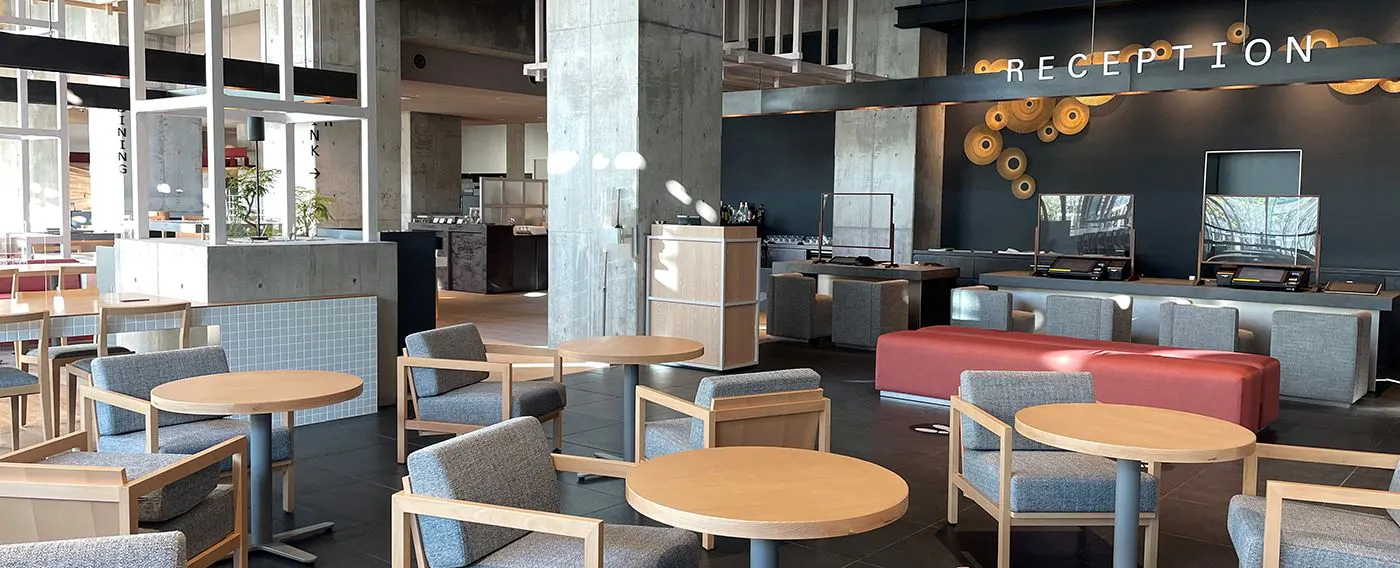 開放感のあるエントランス・ロビー