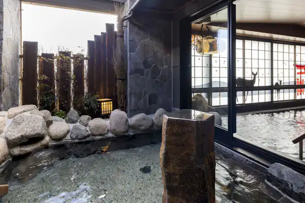 Kolam mandi air panas terbuka