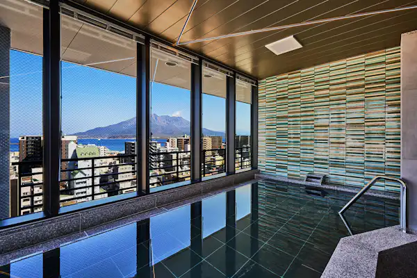 ห้องอาบน้ำรวมขนาดใหญ่