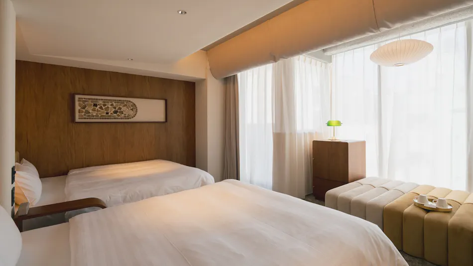 HOTEL ON/OFF