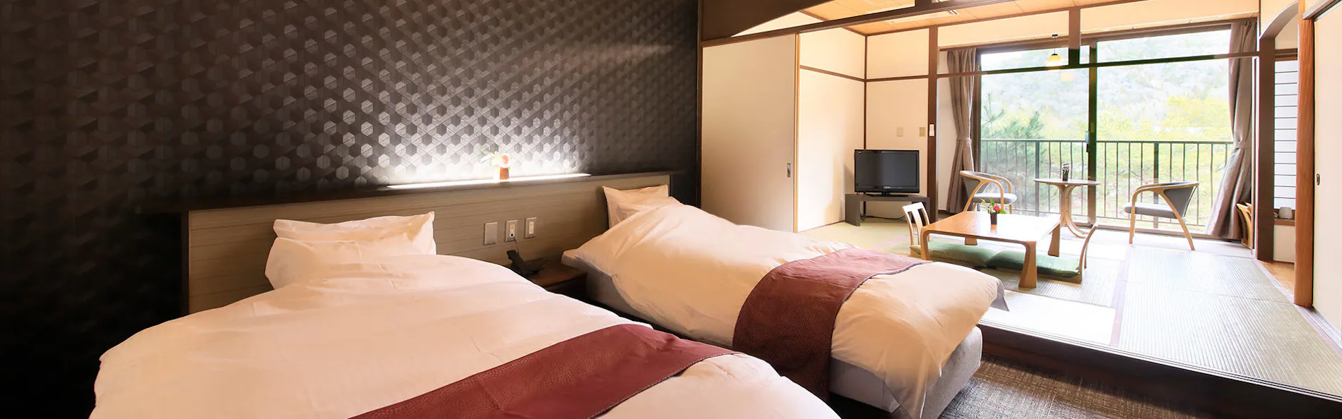 湯坂温泉郷 賀茂川荘