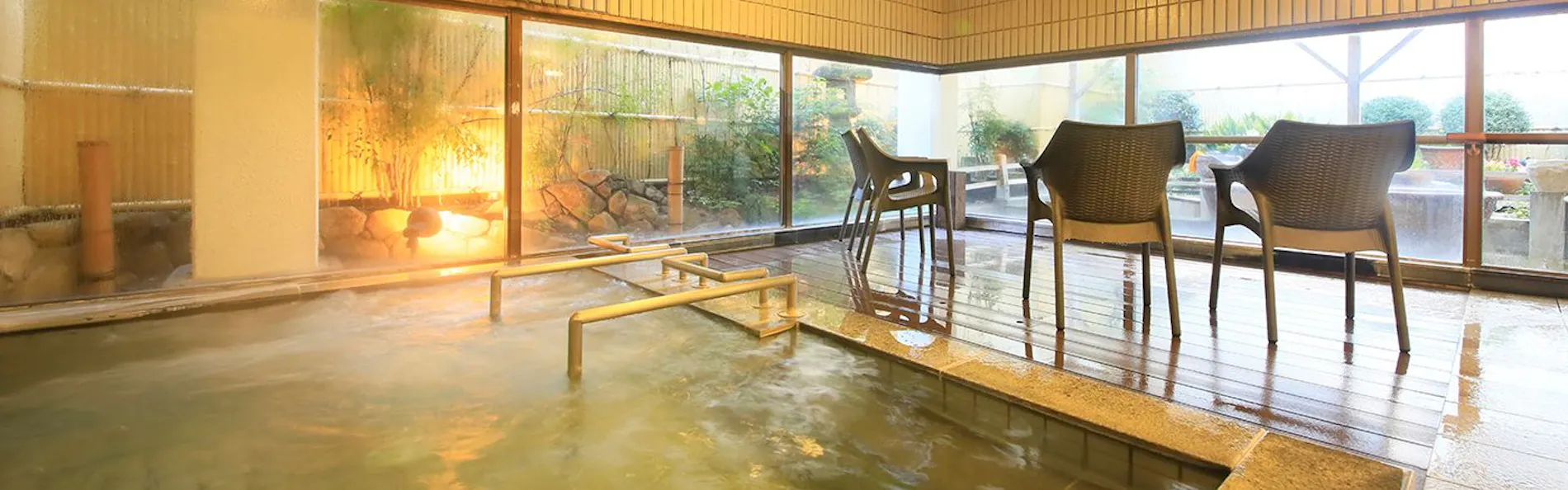 湯坂温泉郷 賀茂川荘