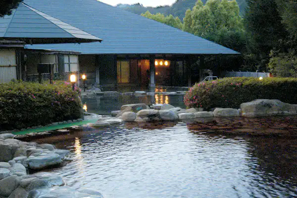 น้ำพุร้อน