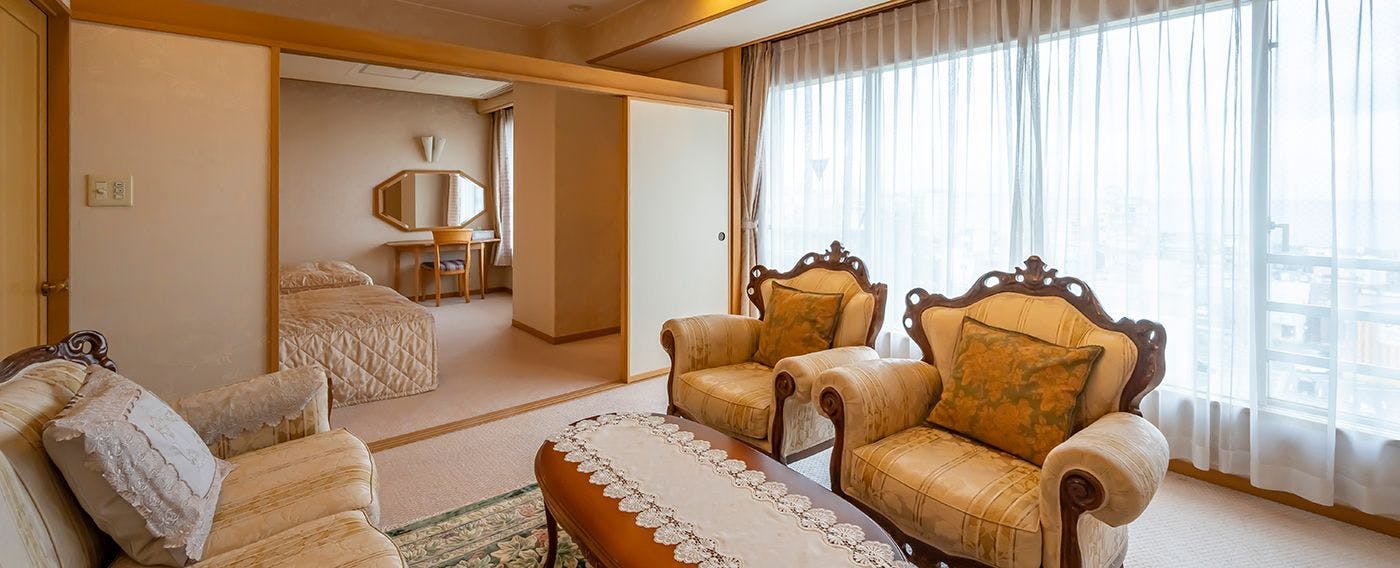 Kaike Onsen Kaike Tsuruyama Sarasa no Yado: A Lodge that Plays the Melody of the Four Seasons
