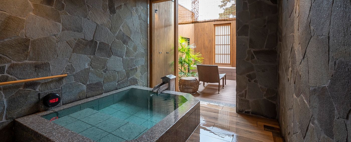 皆生温泉　皆生つるや　四季を奏でるさらさの宿