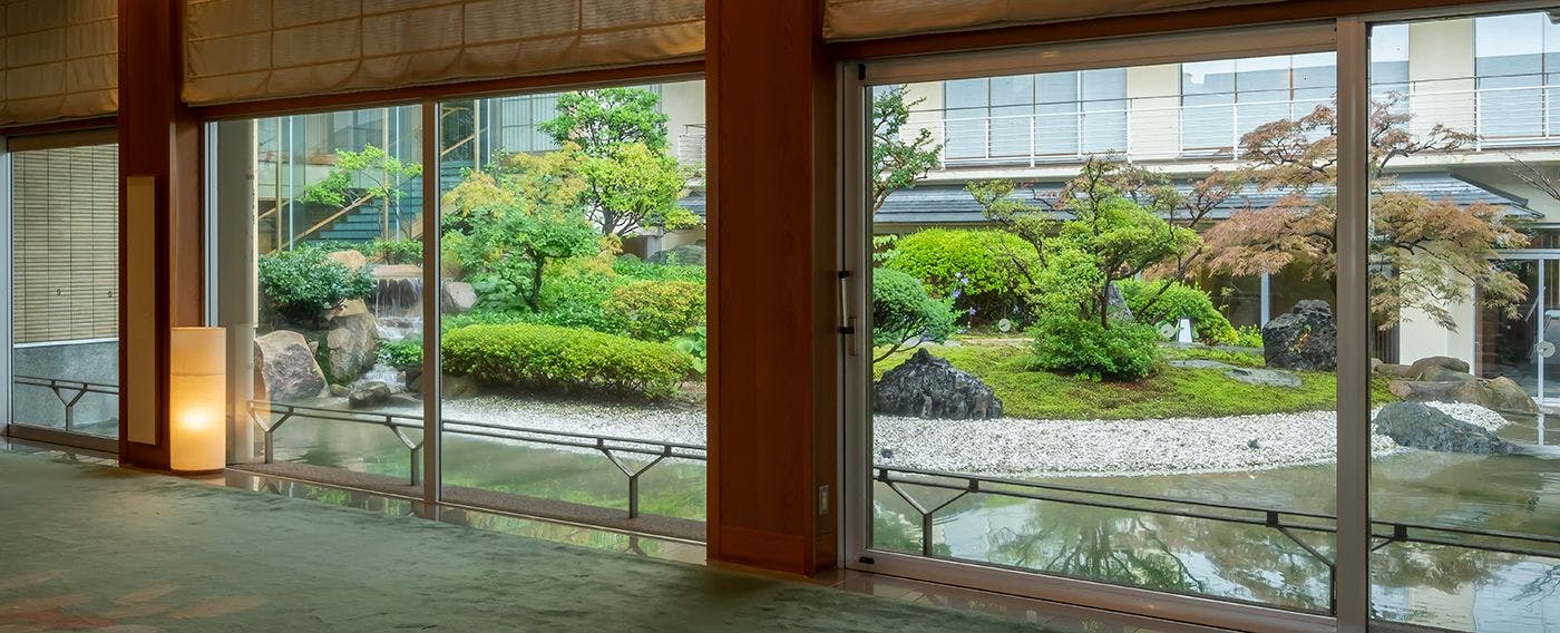 皆生温泉　皆生つるや　四季を奏でるさらさの宿