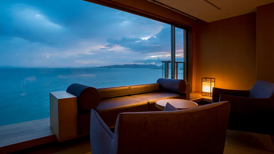 Ginpaso Inn with Spectacular Open-Air Bath