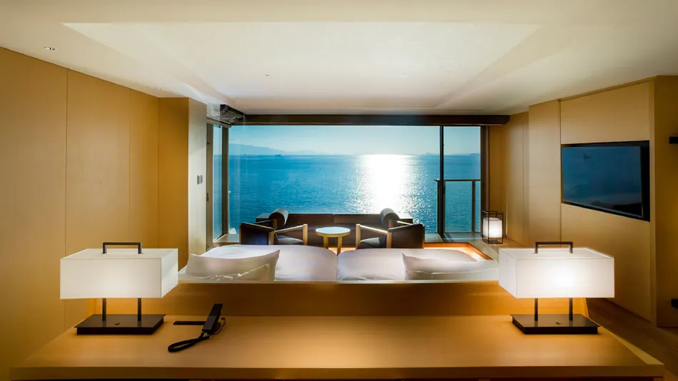 Ginpaso Inn with Spectacular Open-Air Bath