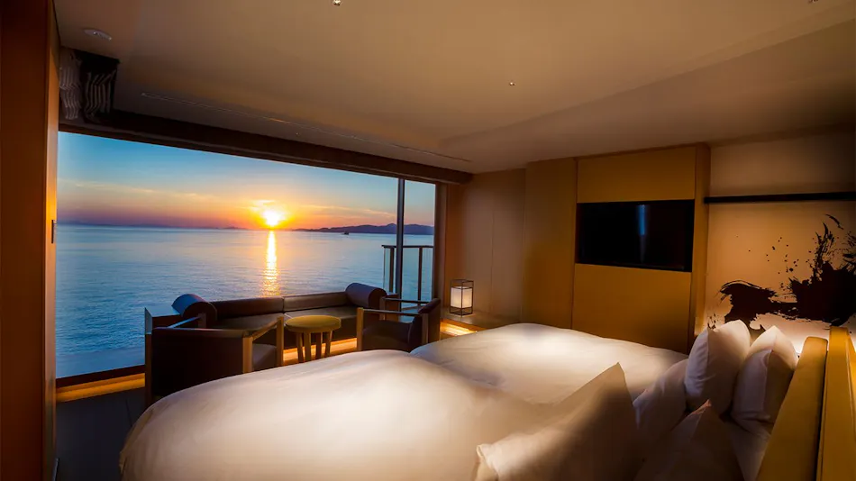 Ginpaso Inn with Spectacular Open-Air Bath