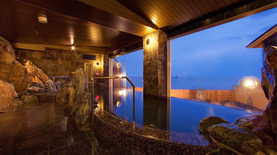 Ginpaso Inn with Spectacular Open-Air Bath