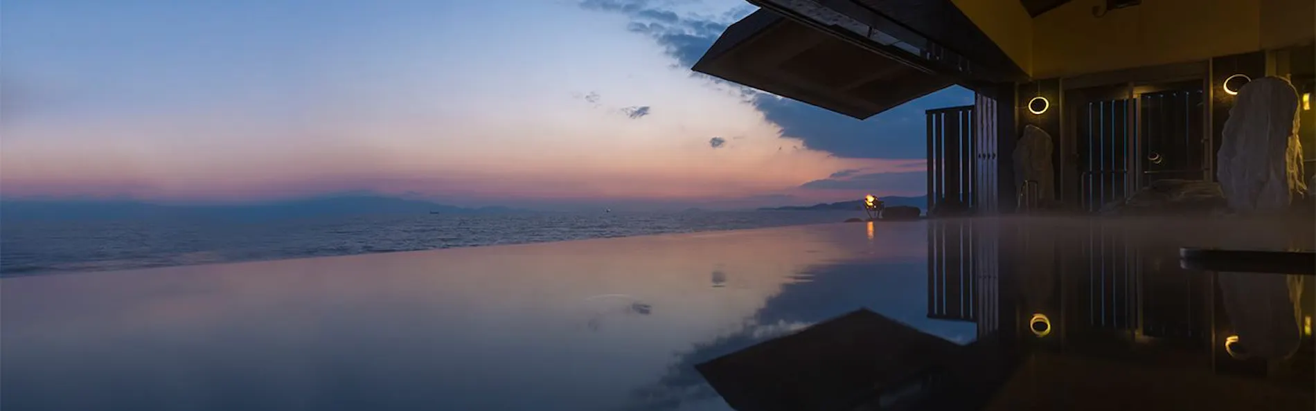 絶景露天風呂の宿 銀波荘