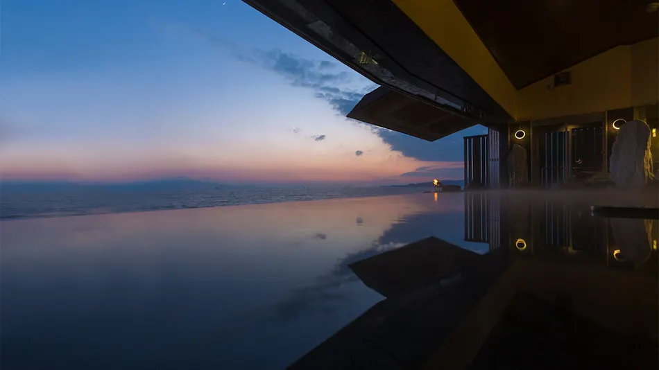 Ginpaso Inn with Spectacular Open-Air Bath