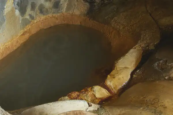 น้ำพุร้อน