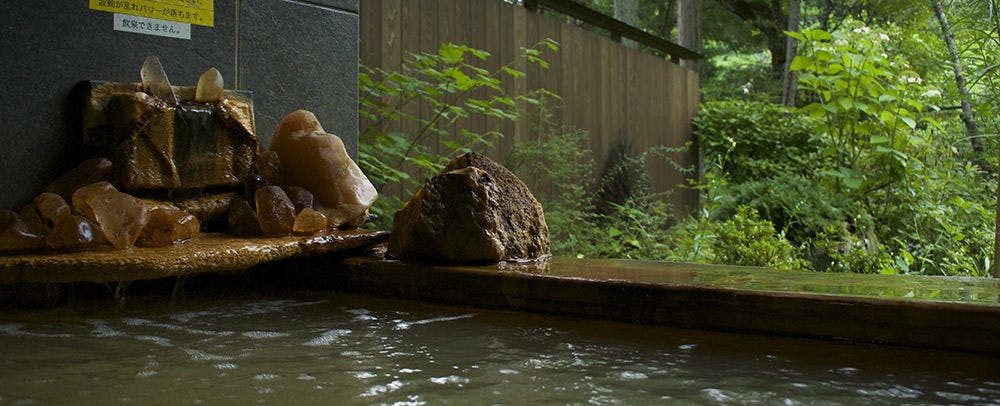 超レア!!高線量!!増富温泉ラジウム黒鉱石（158)7234gお風呂用 超レア!!高線量!!増富温泉ラジウム黒鉱石（158)7234gお風呂用