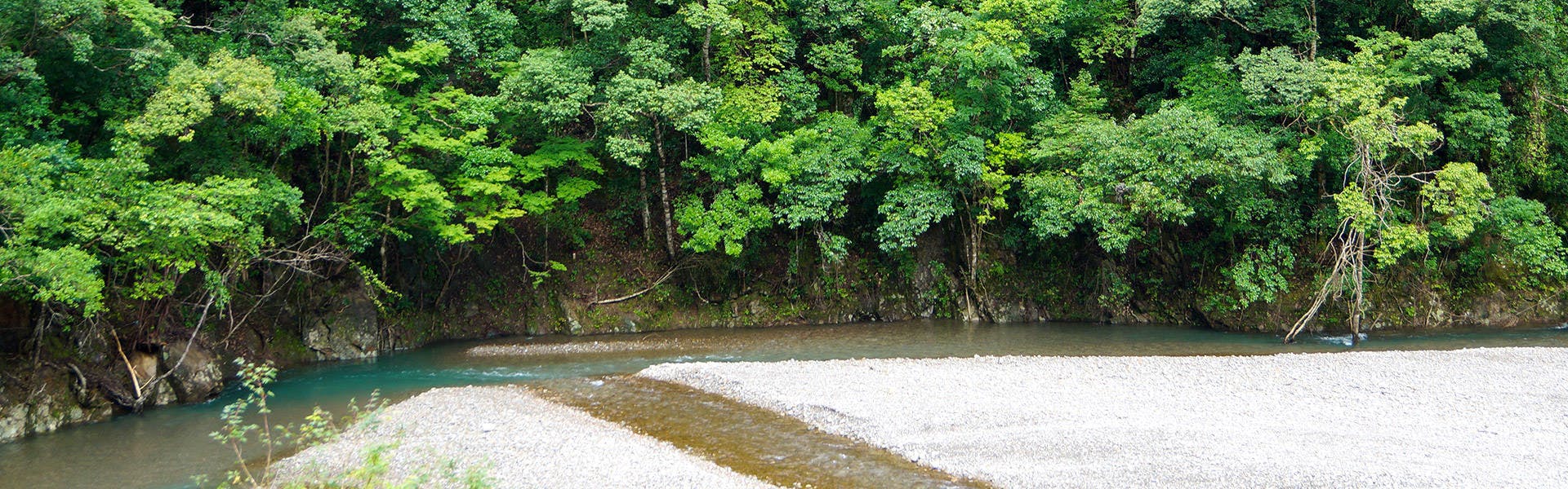 静響の宿　山水