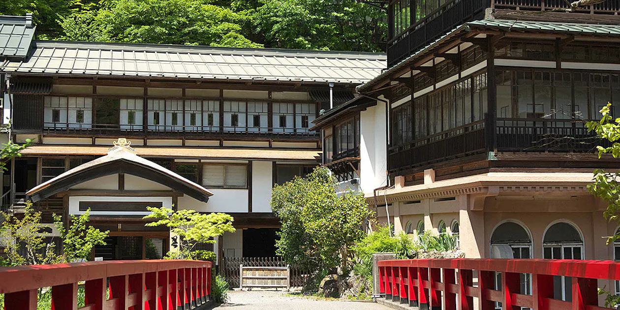 積善館(本館) — 一休.comでこの宿を見る(広告)