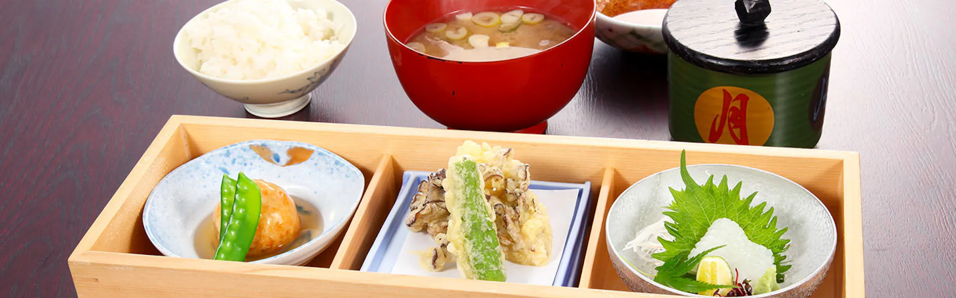 積善館(本館)