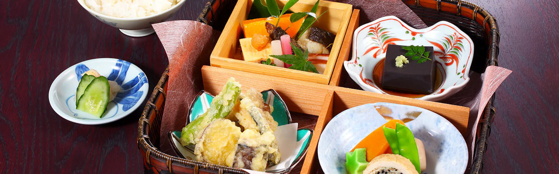 積善館(本館)