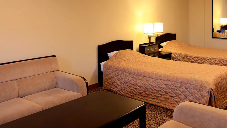 Nikko Astoria Hotel