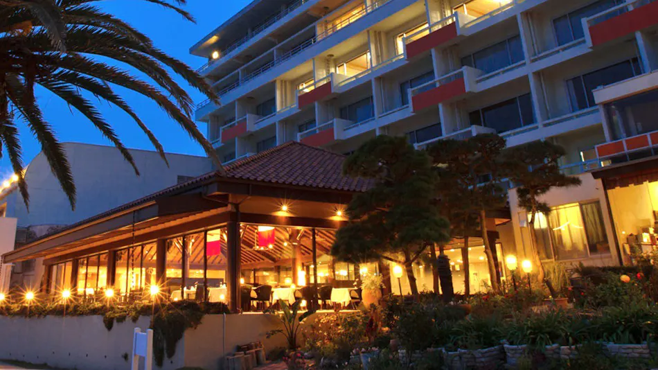 Kamogawa Grand Hotel