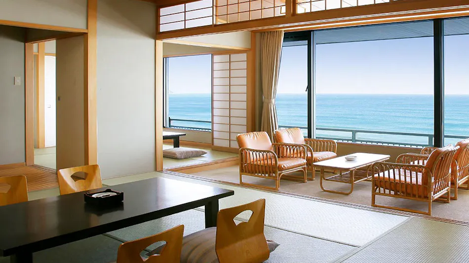 Kamogawa Grand Hotel