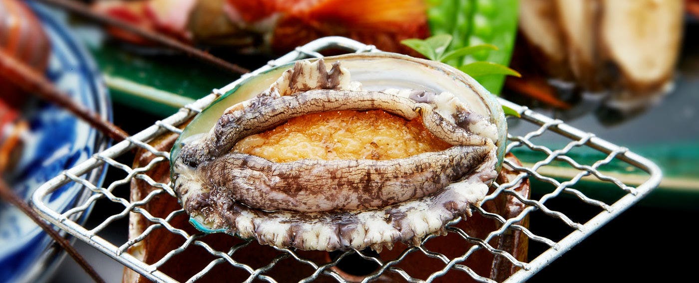 こみなと漁師料理 海の庭を見た人におすすめのゆったりと部屋食を愉しむ宿 選 宿泊予約は 一休 Com