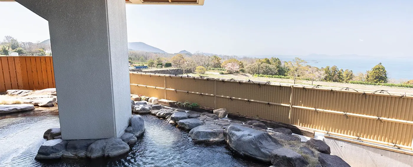 น้ำพุร้อน・อ่างอาบน้ำ