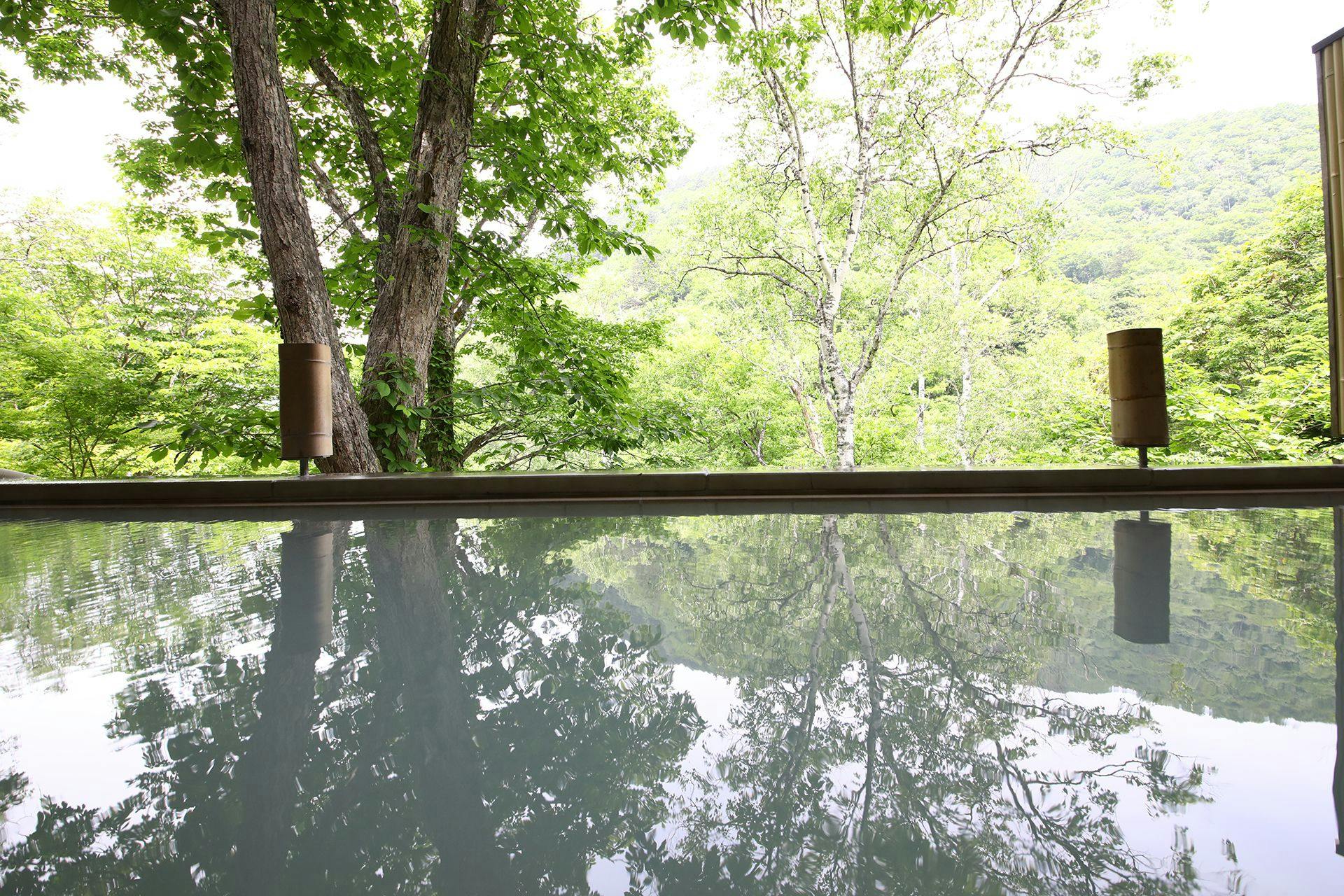 ออนเซ็นกลางแจ้ง