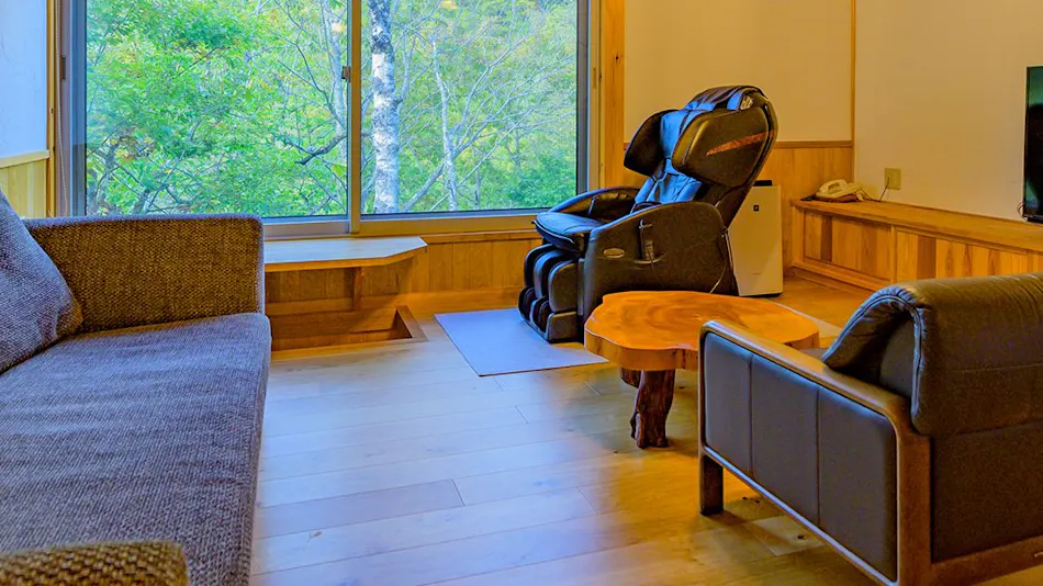 Shiga Kogen Shiroi Onsen Keikoku no Yu