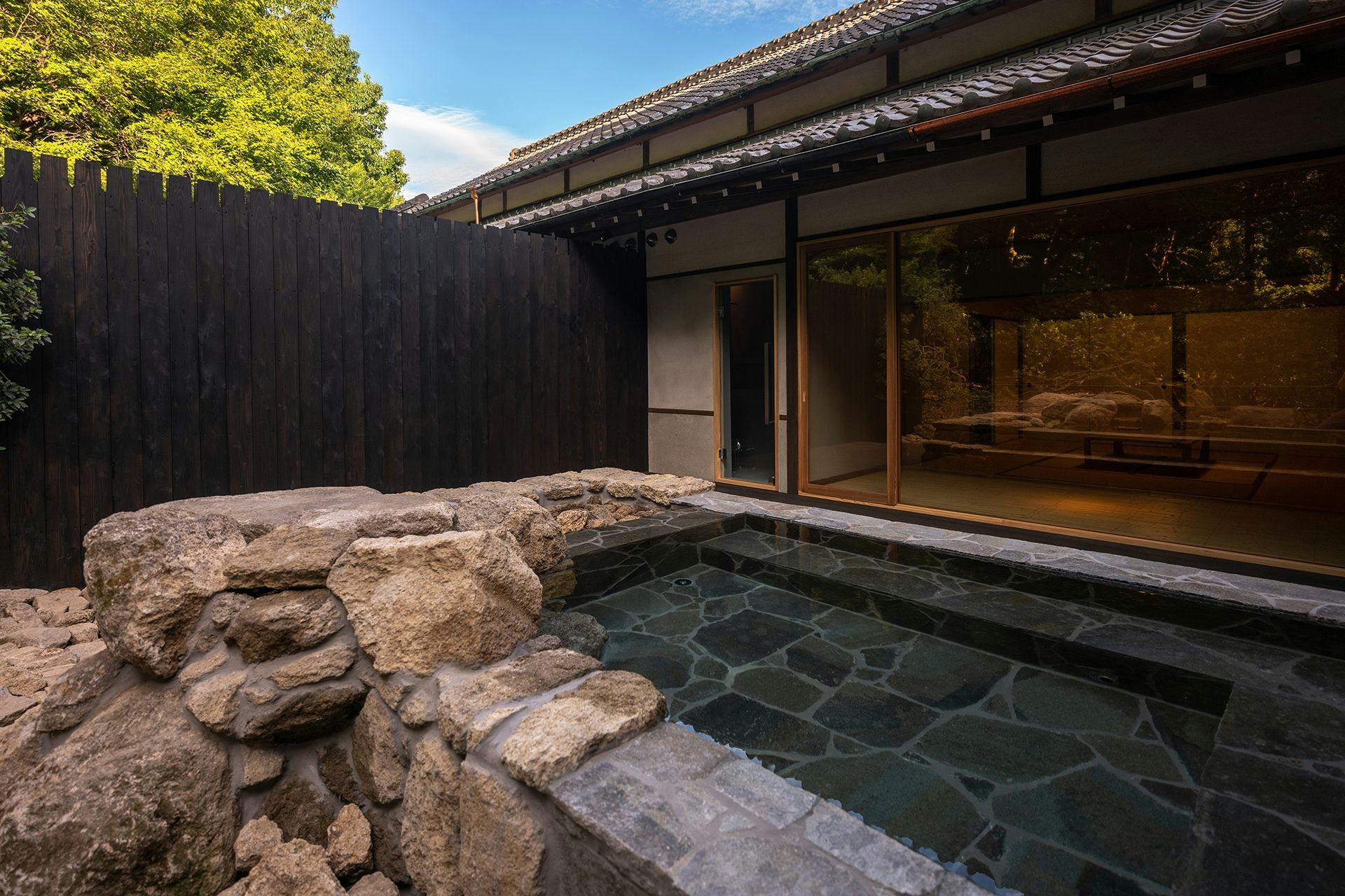 御船山楽園ホテル