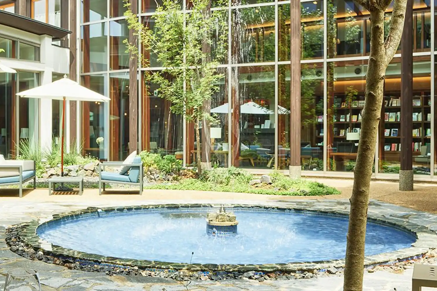 ลานกลาง