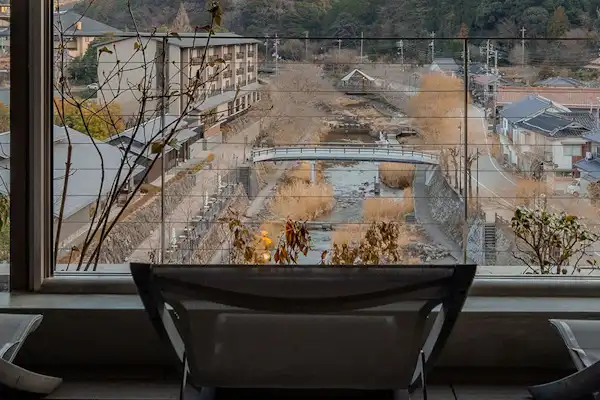 창문에서 보이는 전망