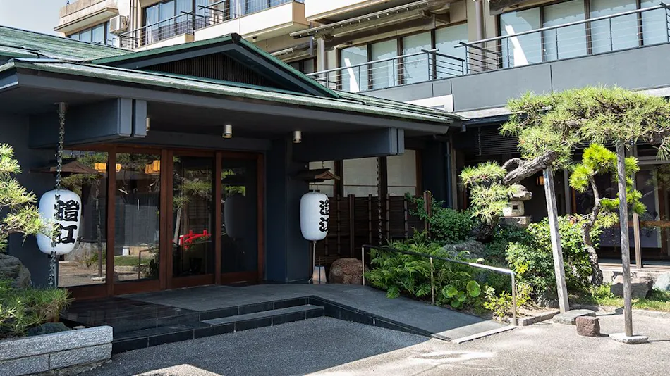 Minamichita Utsumi Onsen "Sumie Chita"