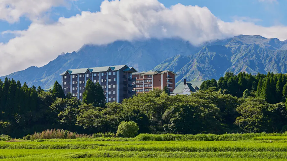 Kamenoi Hotel Aso Park Resort