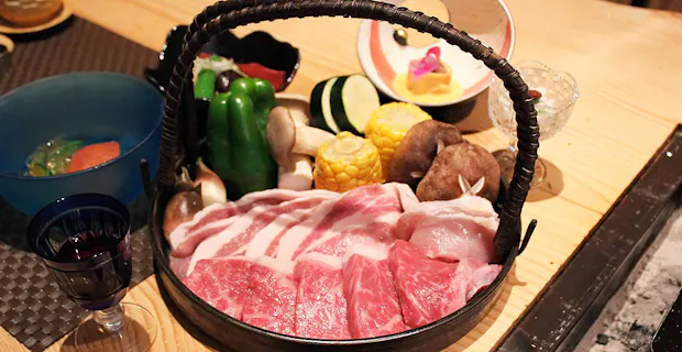 お食事